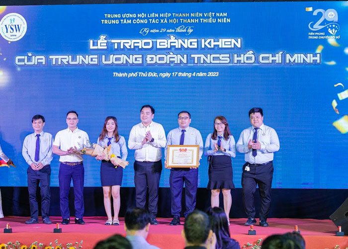 Trung tâm CTXH Thanh thiếu niên tổ chức Lễ kỉ niệm 29 năm thành lập