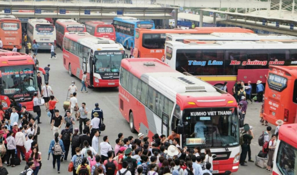 Chủ xe ô tô có thể bị phạt tối đa bao nhiêu tiền khi nhồi nhét khách?