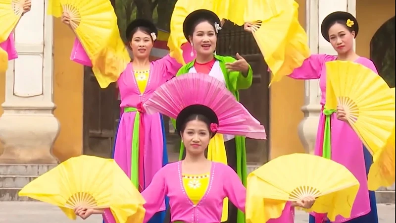 Hải Dương tái hiện sự kiện Bác Hồ về thăm Côn Sơn - Lễ khai hội mùa xuân Côn Sơn 2025