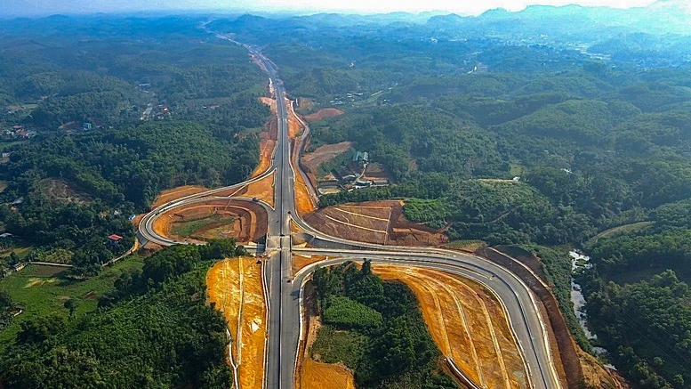 Lập 7 Đoàn Kiểm tra về rà soát, tháo gỡ các khó khăn, vướng mắc liên quan các dự án giao thông trọng điểm