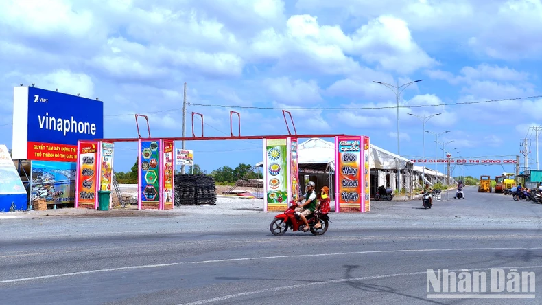 Nguy cơ “vỡ trận” Hội chợ phục vụ 100 năm Lễ hội Nghinh Ông ở Cà Mau