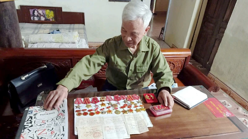 “Liệt sĩ” trở về và ký ức hào hùng thời lửa đạn