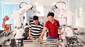 Chất lượng nguồn nhân lực gắn với đổi mới công nghệ, chuyển đổi số