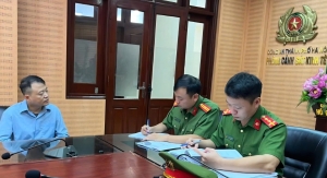 Khởi tố và bắt tạm giam 