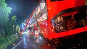 Tai nạn nghiêm trọng tại Quốc lộ 27C, 6 người tử vong, 16 người bị thương