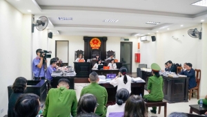 Cựu Hiệu trưởng hầu tòa vì lạm thu tiền dạy thêm