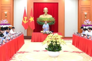 Chuyển mạnh từ “quản lý giáo dục” sang “quản trị phát triển giáo dục”