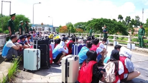 Đồng Tháp: Tiếp nhận 86 công dân Việt Nam do phía Campuchia trao trả
