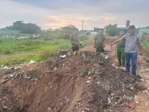 Khởi tố 4 bị can trong các vụ chôn lấp chất thải trái phép