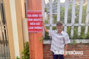 Hiến đất làm đường có được miễn chi phí đo đạc, cấp đổi giấy chứng nhận?